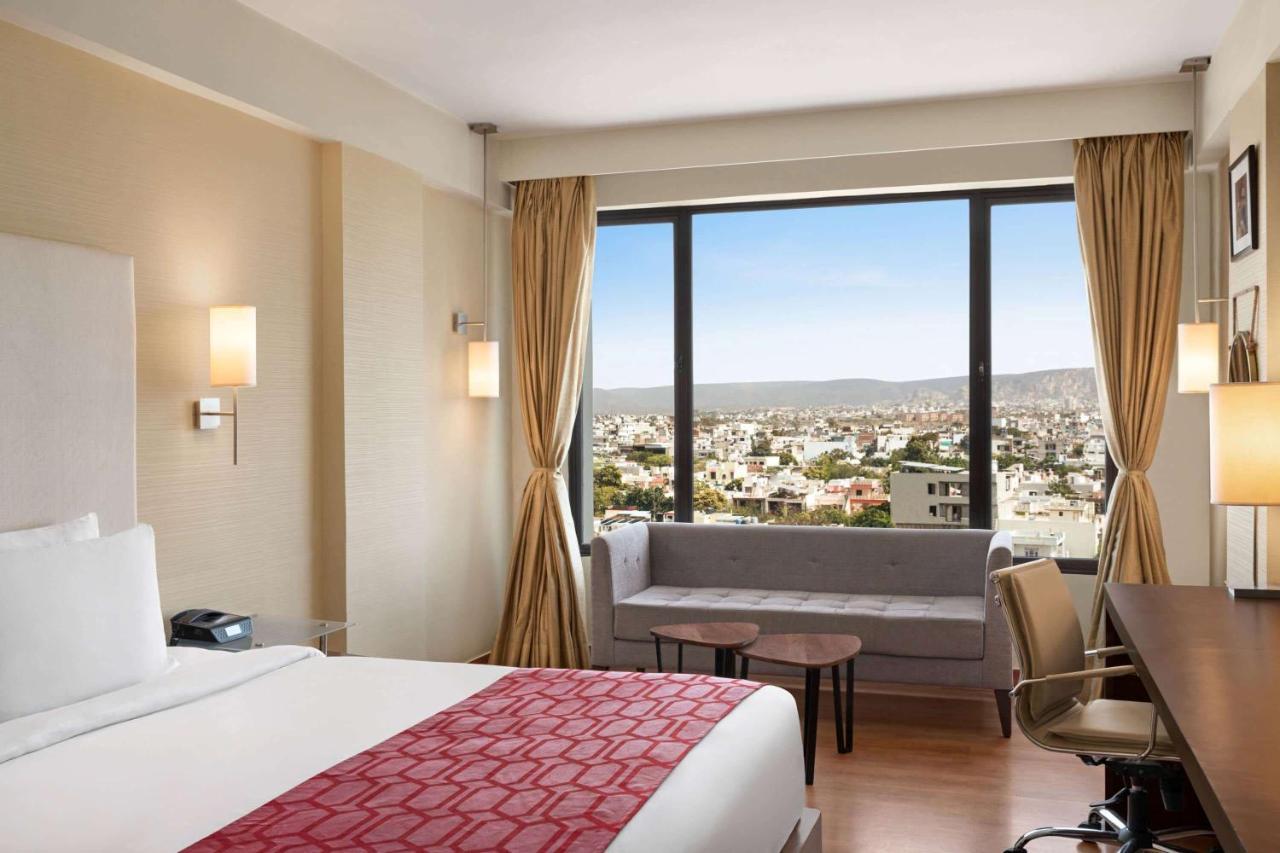 Hotel Ramada By Wyndham Jaipur North Zewnętrze zdjęcie