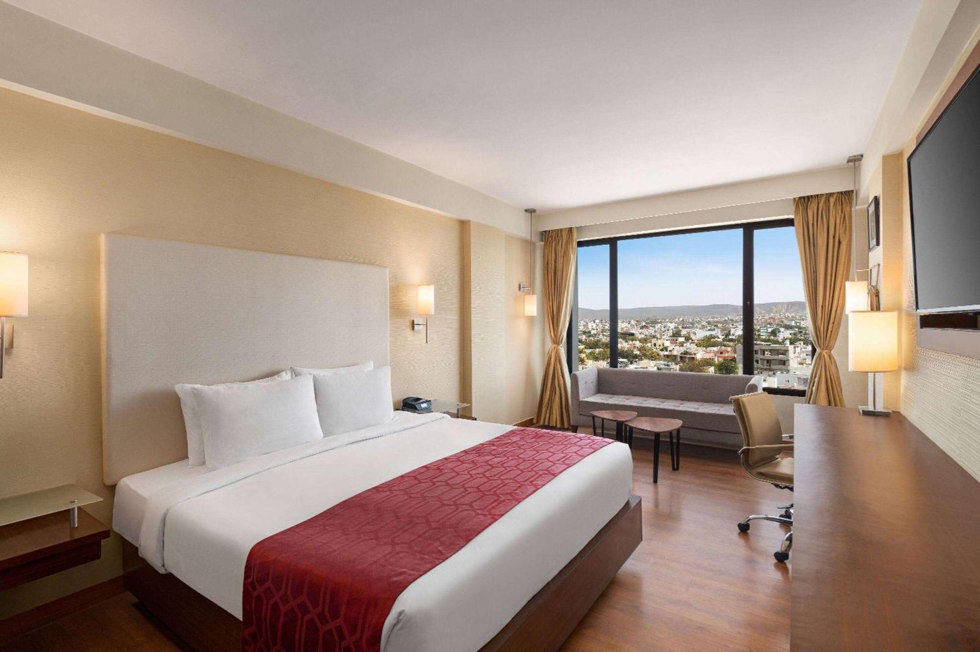 Hotel Ramada By Wyndham Jaipur North Zewnętrze zdjęcie